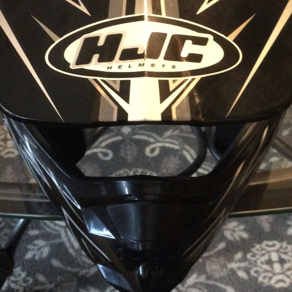 HJC Black and Yellow Graphic Helmet - Picture 9 of 10